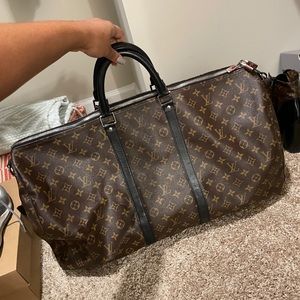 AUTHENTIC Monogram LV keepall 55 w/ blk accessory